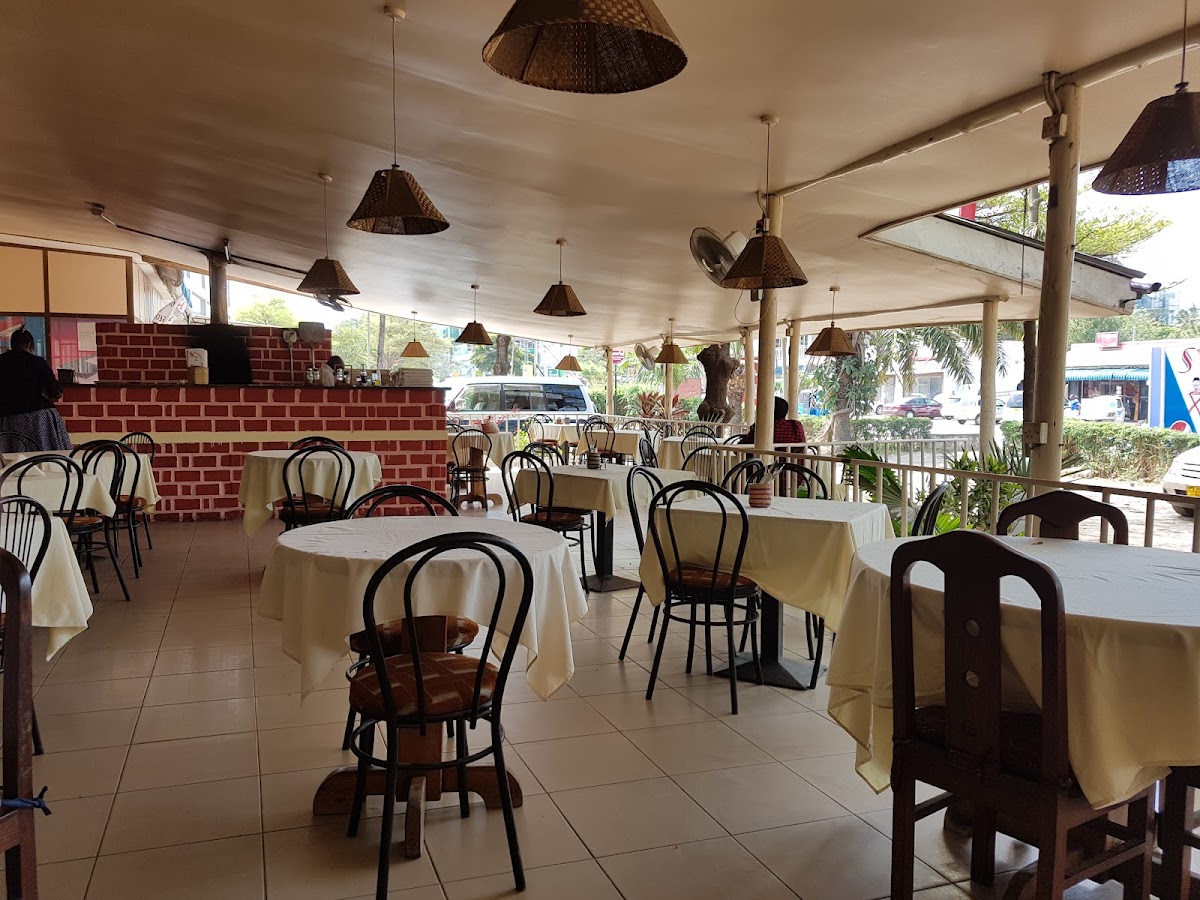 Saverios Italian Pizzeria Restaurant-4